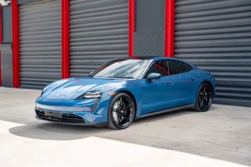 2022 Porsche Taycan 4S photo 1