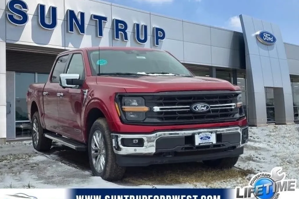 2025 Ford F-150 XLT photo 1