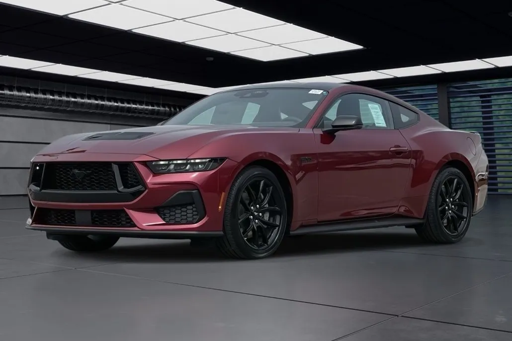 2025 Ford Mustang GT Premium photo 1