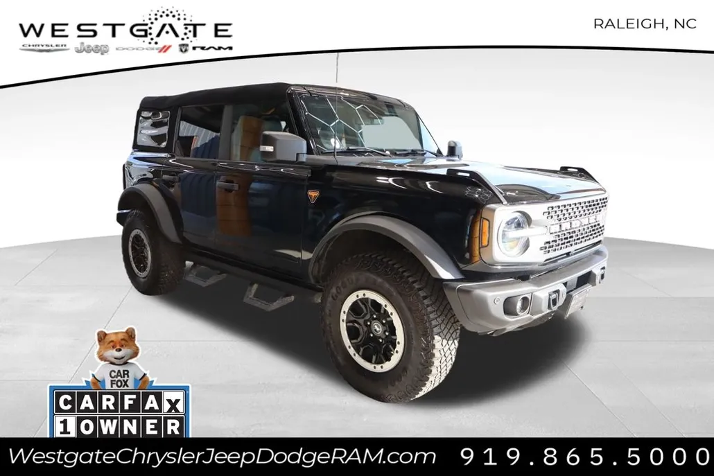 2023 Ford Bronco Badlands photo 1