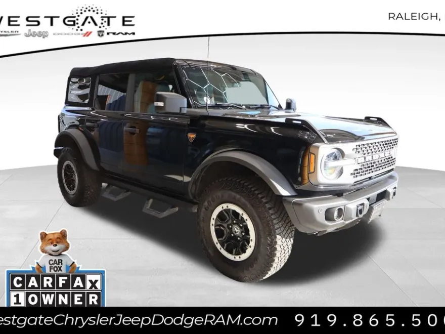 2023 Ford Bronco Badlands photo 1