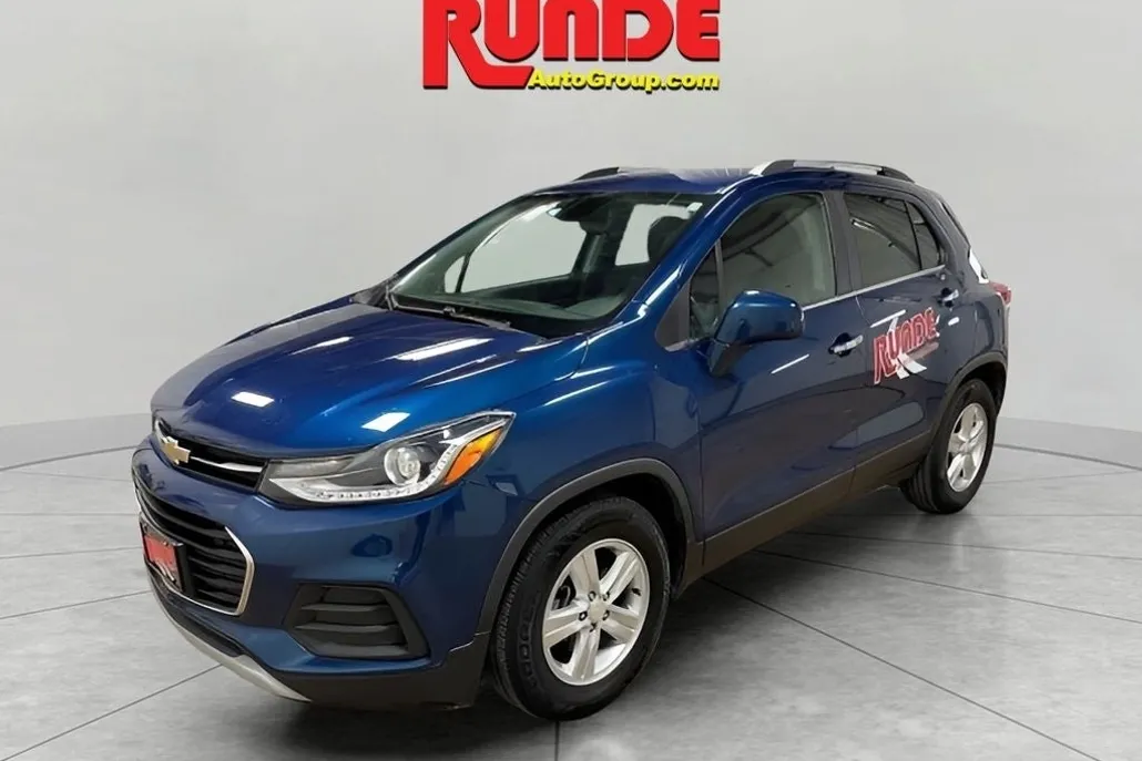 2020 Chevrolet Trax LT photo 1