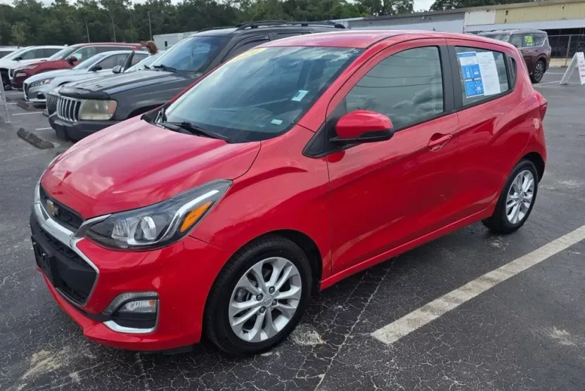 2021 Chevrolet Spark 1LT photo 1