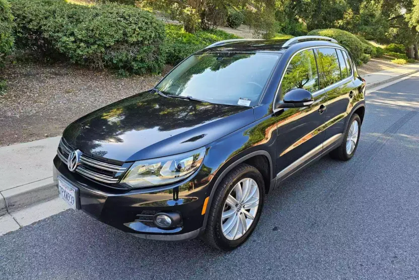 2016 Volkswagen Tiguan SE Sport photo 1