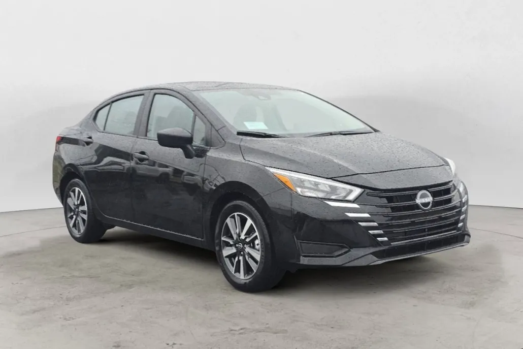 2025 Nissan Versa S photo 1