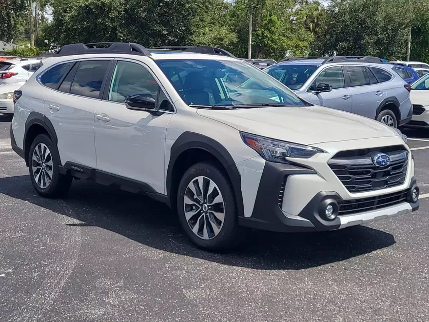 2025 Subaru Outback Limited XT photo 1