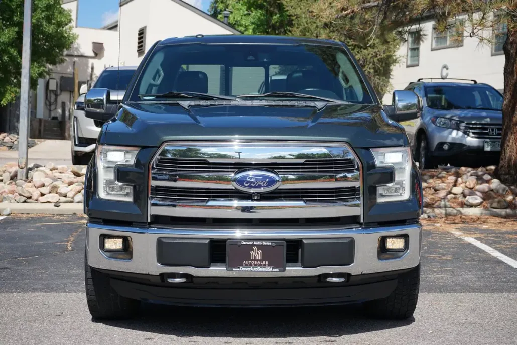 2015 Ford F-150 Lariat photo 1