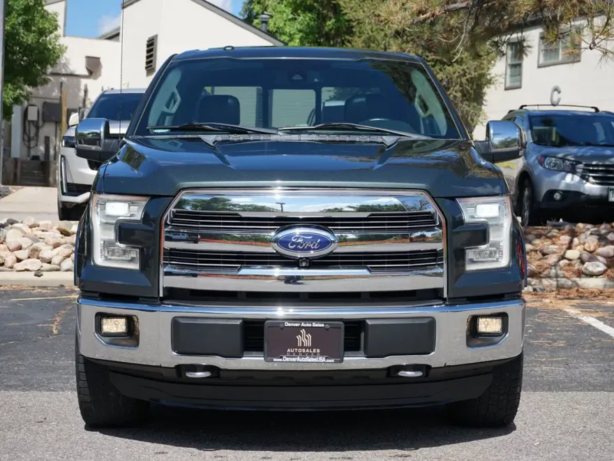 2015 Ford F-150 Lariat photo 1