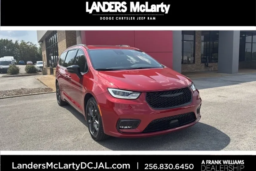 2026 Chrysler Pacifica Limited photo 1