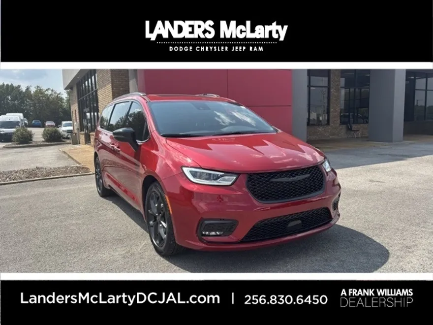 2026 Chrysler Pacifica Limited photo 1