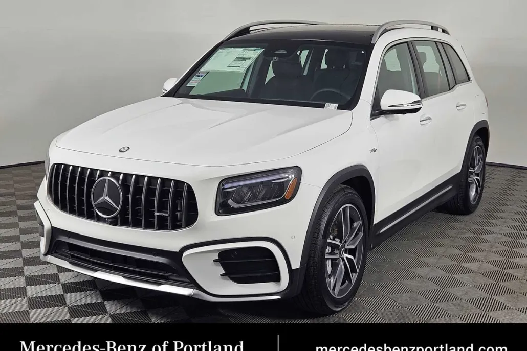 2025 Mercedes Benz GLB AMG 35 4MATIC photo 1