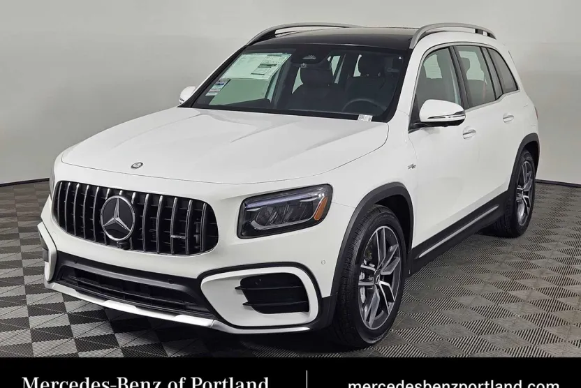 2025 Mercedes Benz GLB AMG 35 4MATIC photo 1