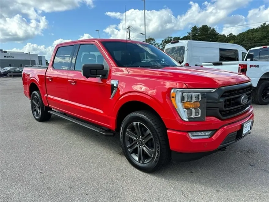 2021 Ford F-150 XLT photo 1