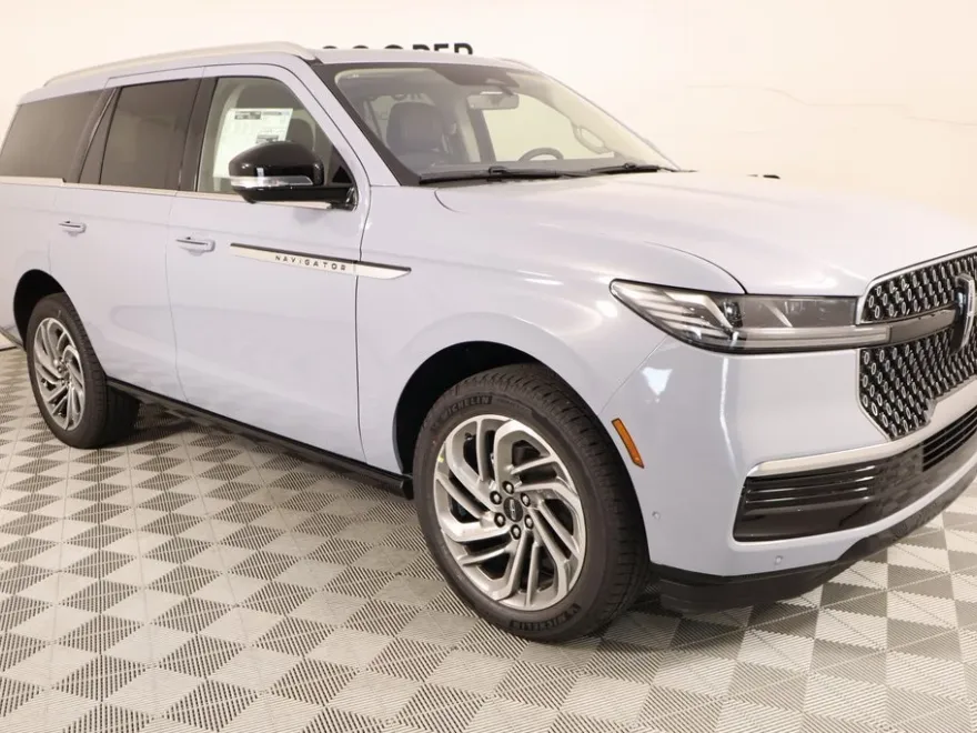 2025 Lincoln Navigator Reserve photo 1