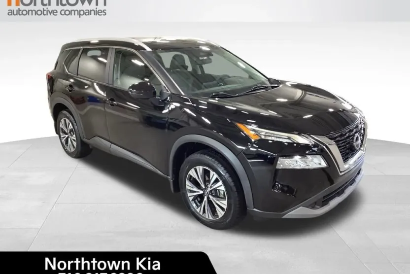 2022 Nissan Rogue SV photo 1