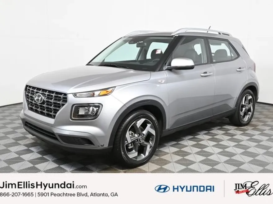 2023 Hyundai Venue SEL photo 1