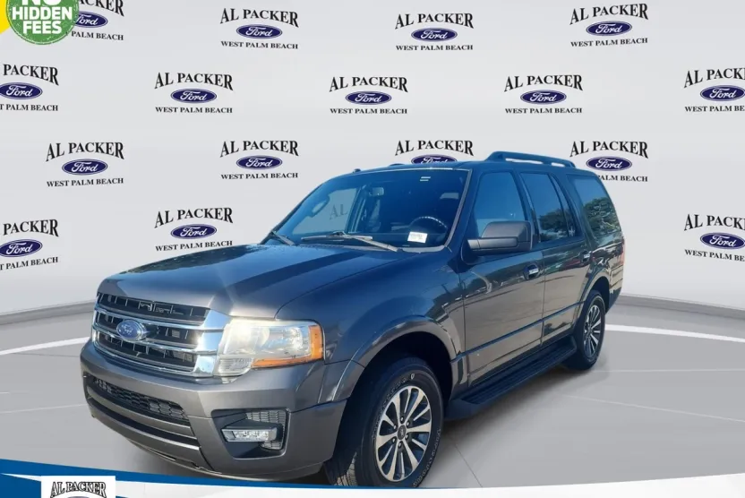 2017 Ford Expedition XLT photo 1