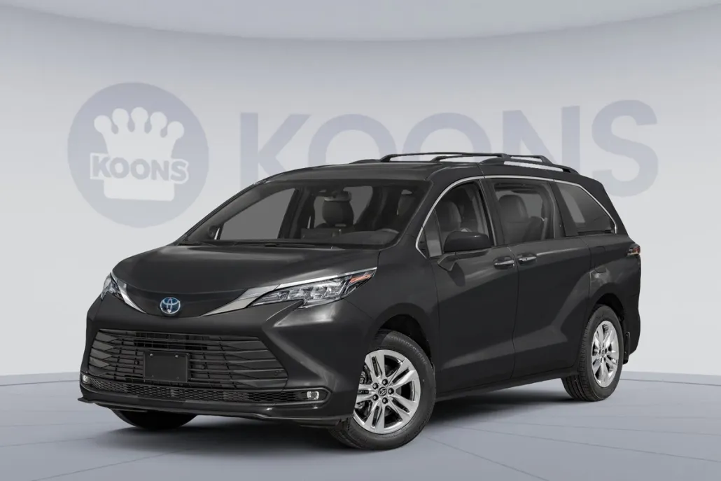 2025 Toyota Sienna Woodland Edition photo 1