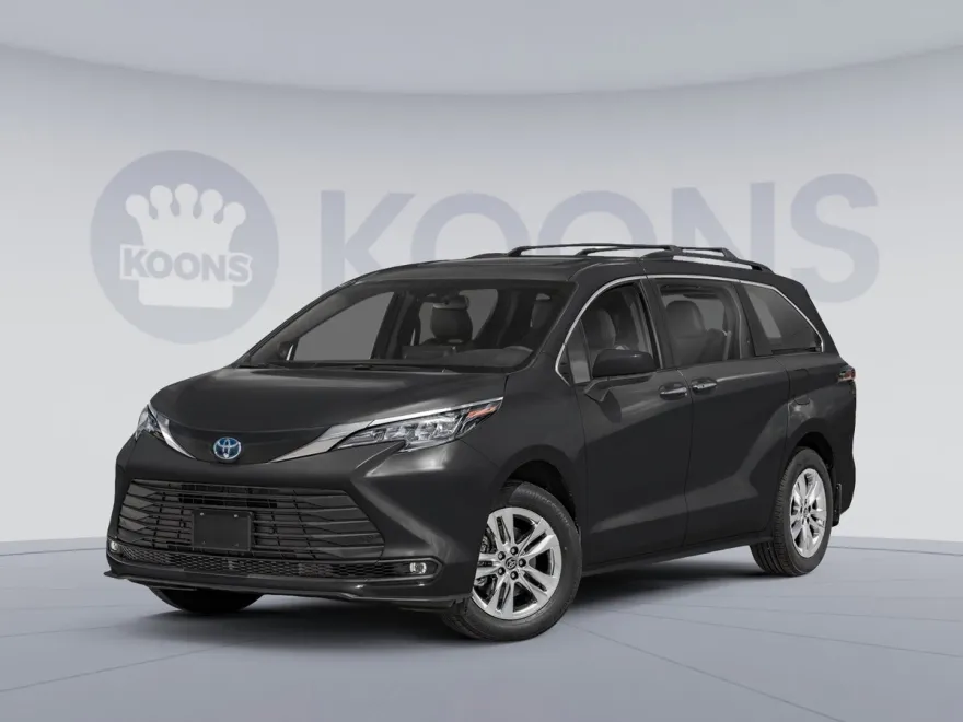 2025 Toyota Sienna Woodland Edition photo 1