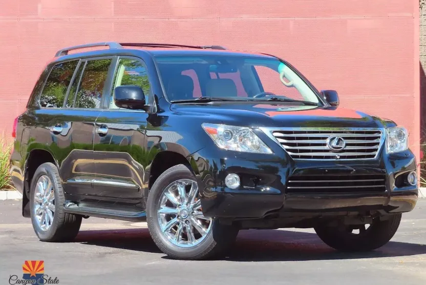 2010 Lexus LX 570 photo 1