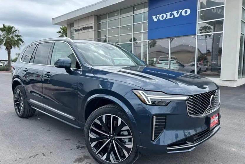 2025 Volvo XC90 T8 AWD photo 1