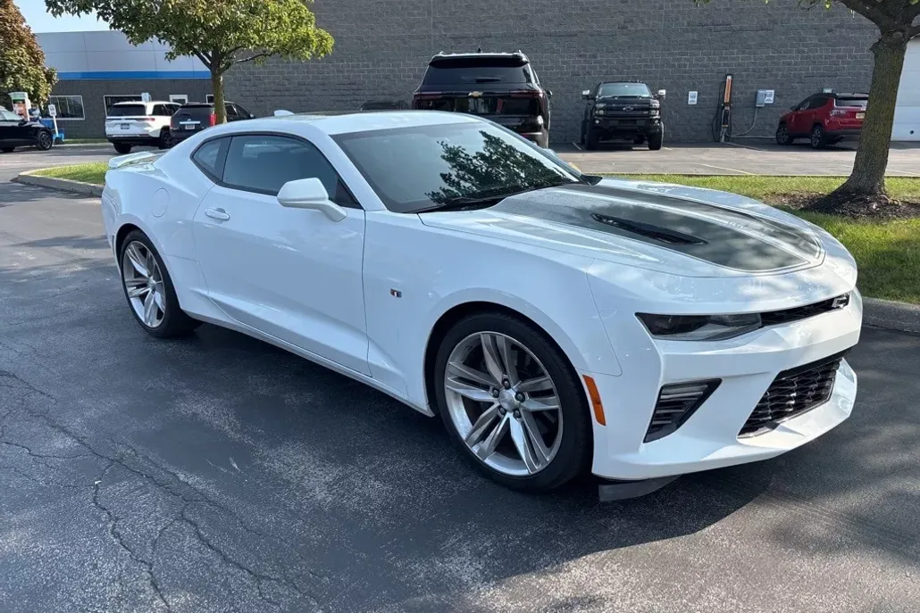 2016 Chevrolet Camaro 2SS photo 1