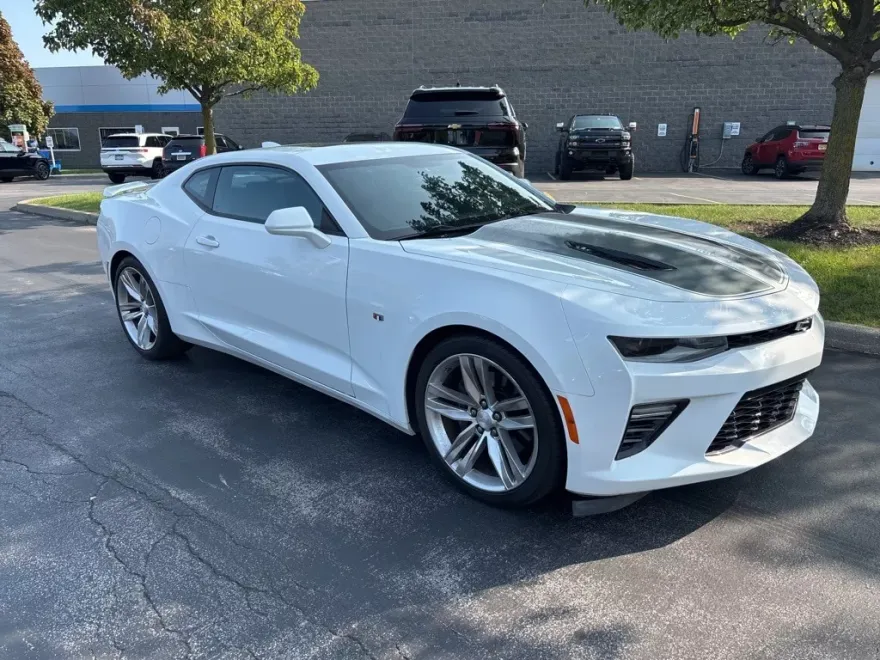 2016 Chevrolet Camaro 2SS photo 1