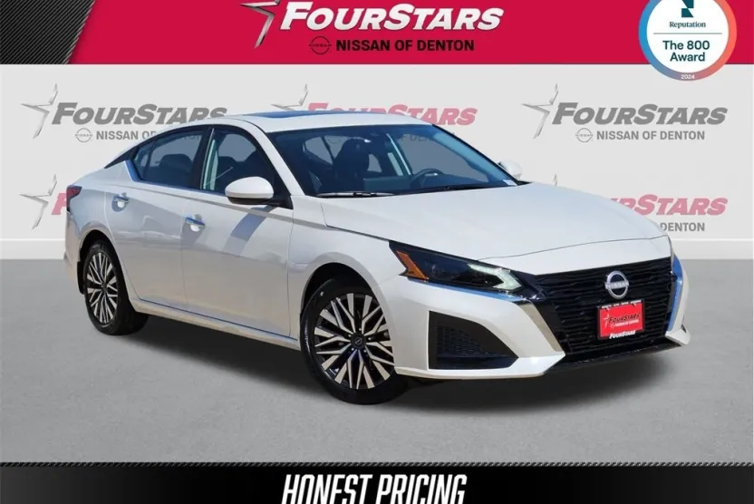 2025 Nissan Altima 2.5 photo 1