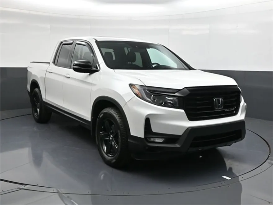 2021 Honda Ridgeline Black Edition photo 1