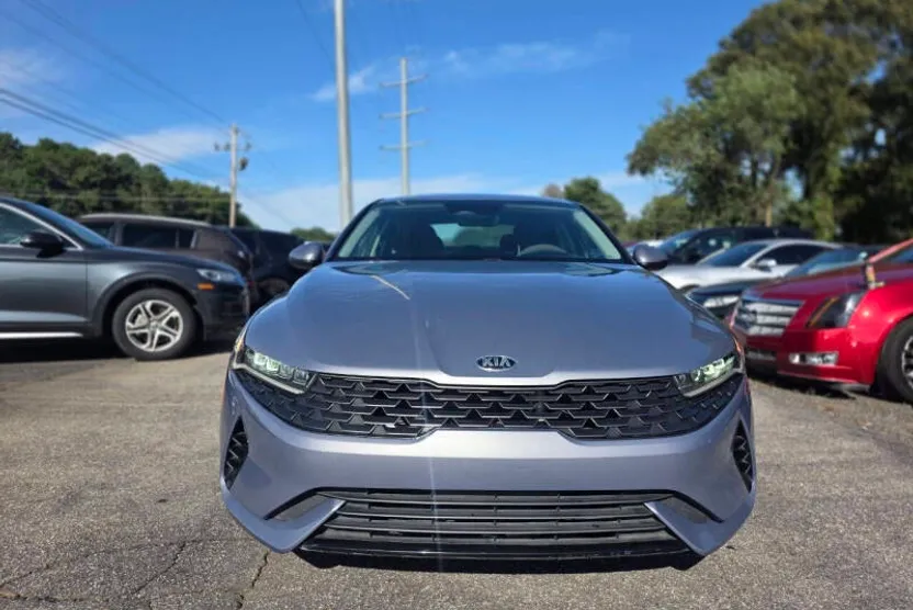 2021 Kia K5 LXS photo 1