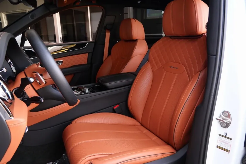 2023 Bentley Bentayga Azure photo 1