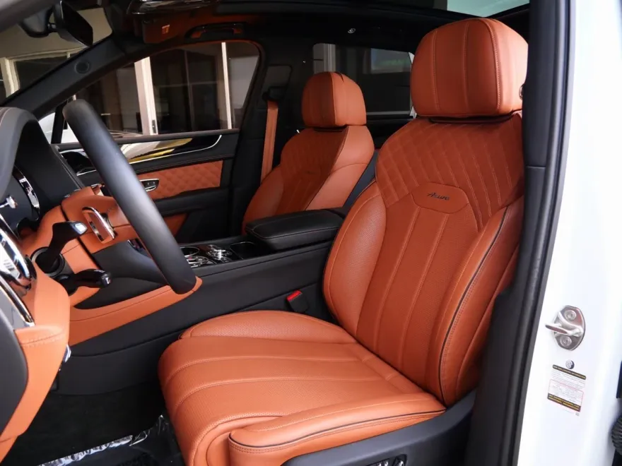 2023 Bentley Bentayga Azure photo 1
