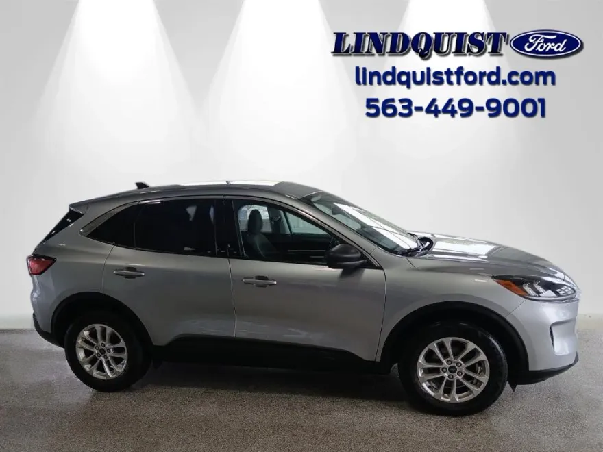 2022 Ford Escape SE photo 1
