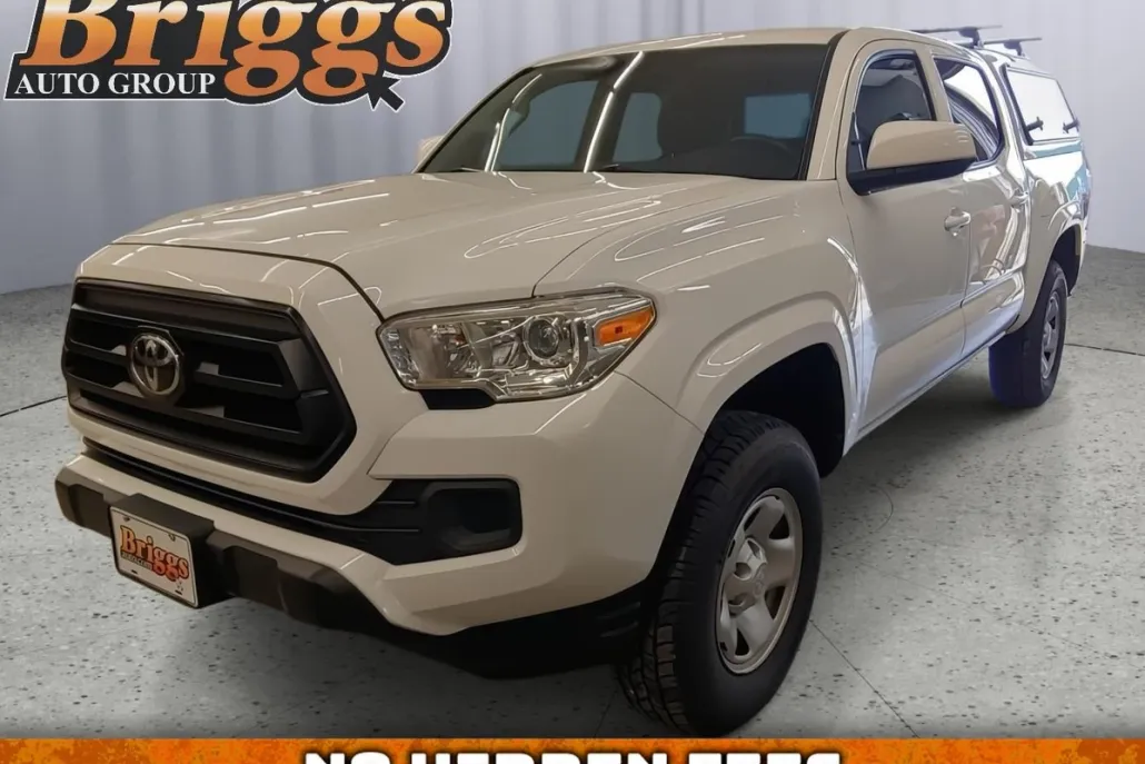 2020 Toyota Tacoma 4x4 SR5 photo 1