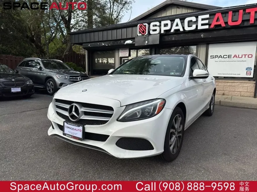 2016 Mercedes Benz C 300 4MATIC Sedan photo 1