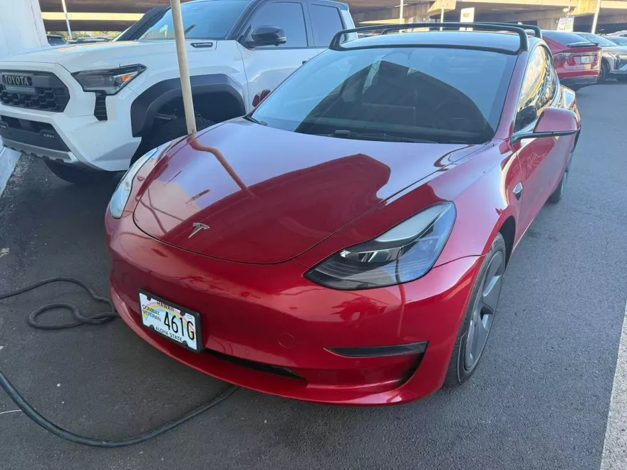 2022 Tesla Model 3 Long Range photo 1