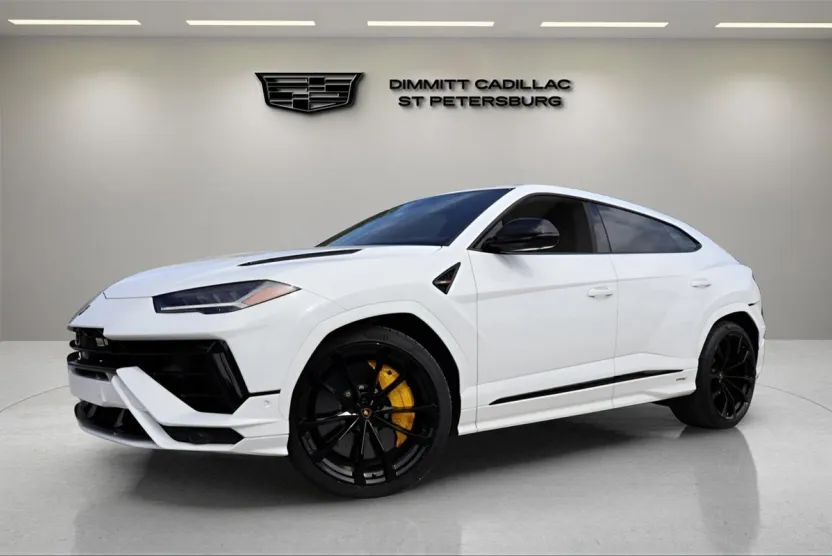 2024 Lamborghini Urus S photo 1