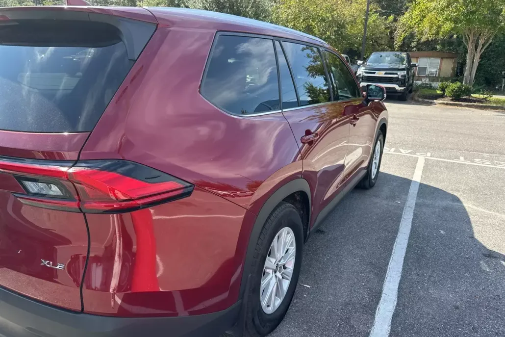 2024 Toyota Grand Highlander XLE photo 1