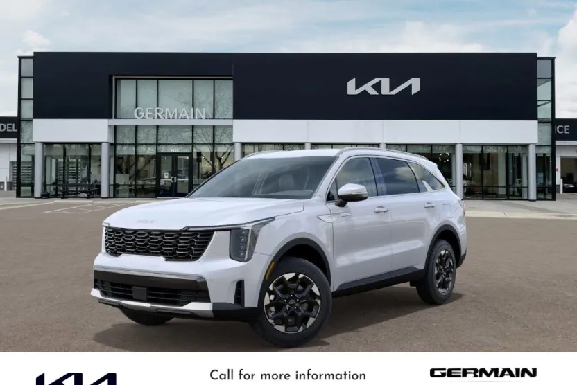 2025 Kia Sorento S photo 1