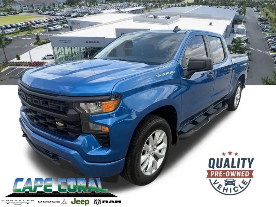 2023 Chevrolet Silverado 1500 Custom photo 1