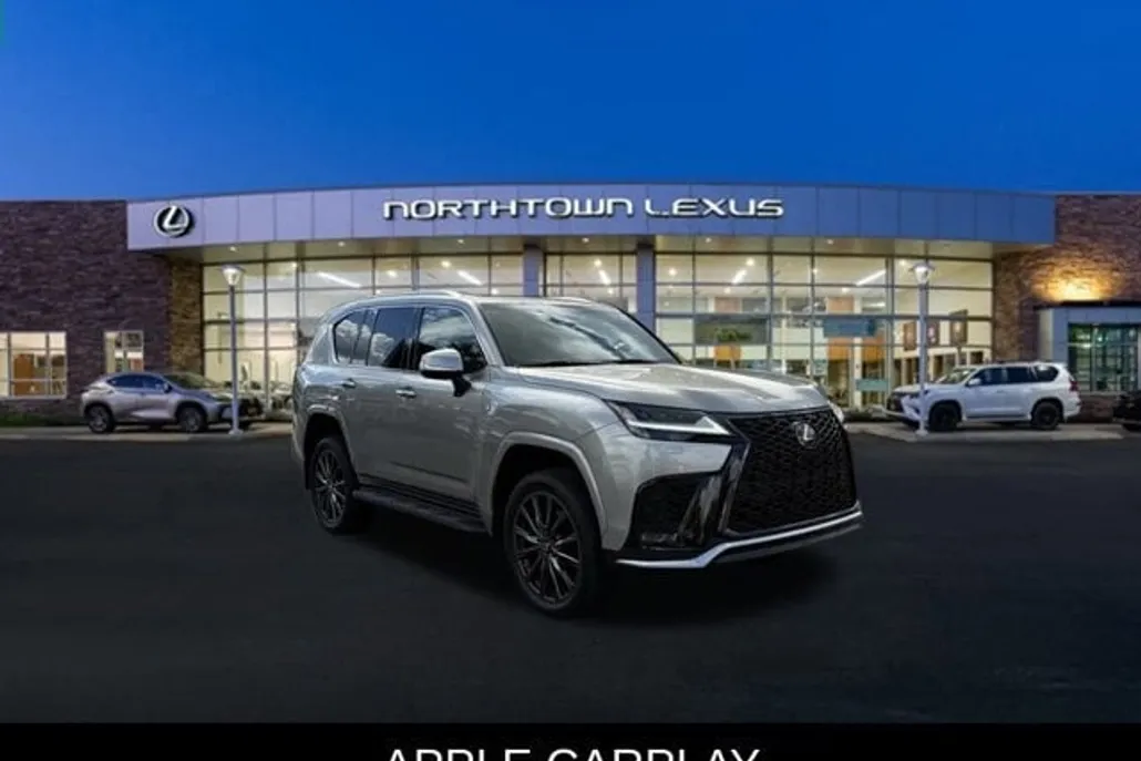 2022 Lexus LX 600 F SPORT photo 1