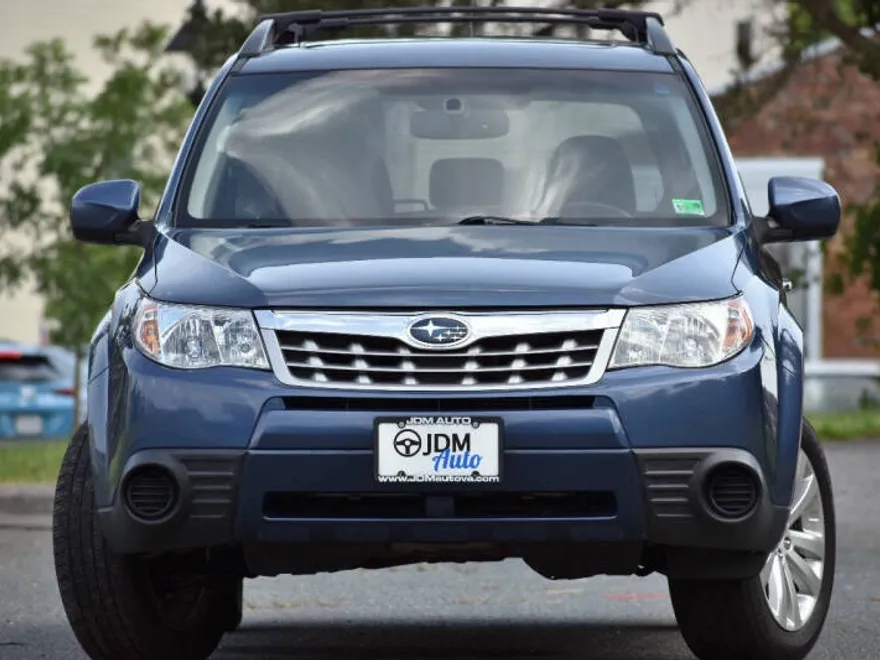 2012 Subaru Forester 2.5X Premium photo 1