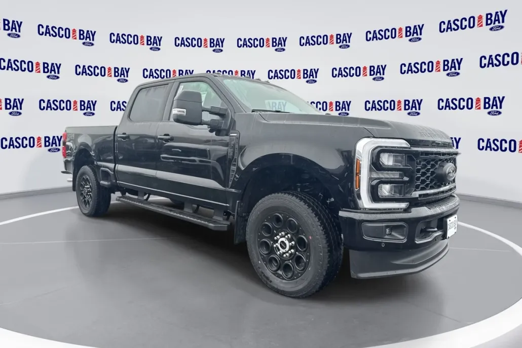 2025 Ford F-350 Lariat photo 1