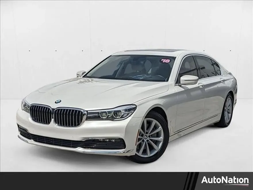 2018 Bmw 740i Sedan photo 1