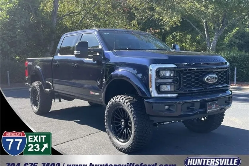 2025 Ford F-250 Lariat photo 1