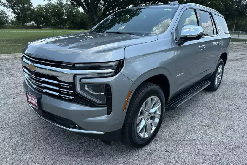 2025 Chevrolet Tahoe Premier photo 1