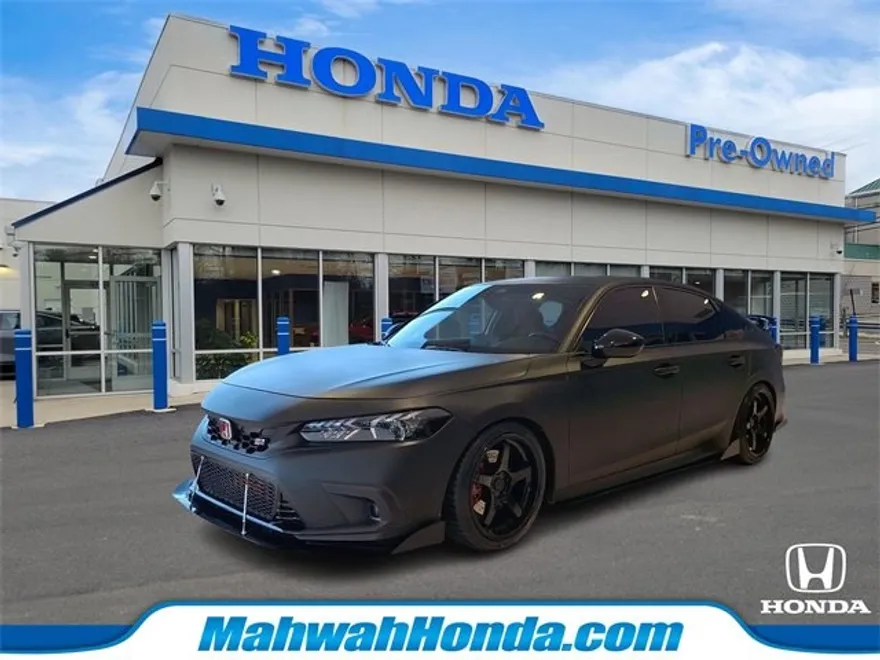 2022 Honda Civic Si photo 1
