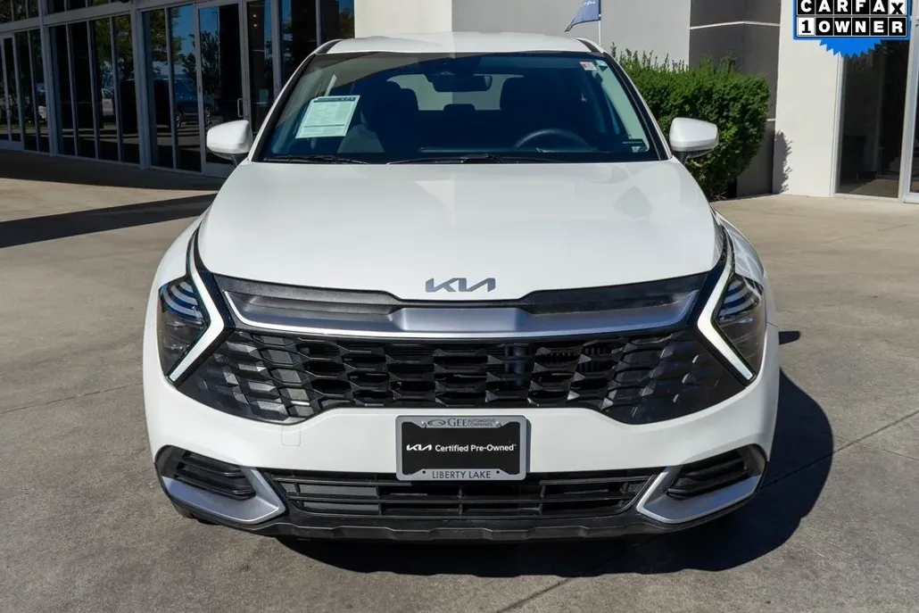2025 Kia Sportage Hybrid LX photo 1
