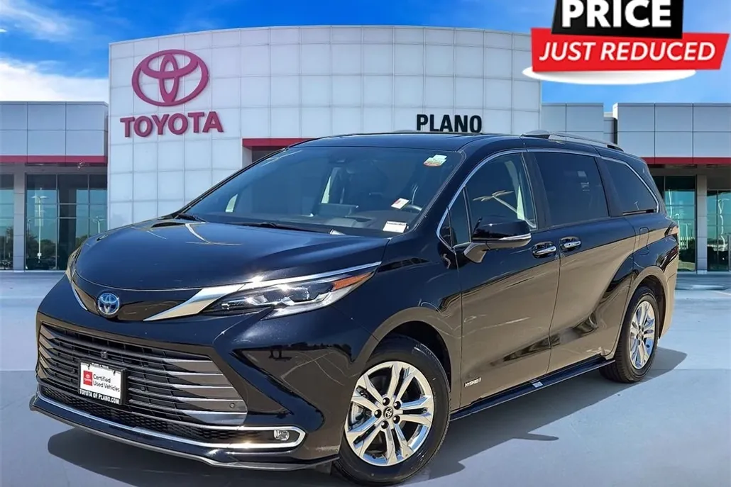 2021 Toyota Sienna Platinum photo 1
