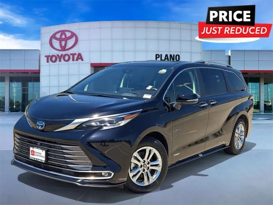 2021 Toyota Sienna Platinum photo 1